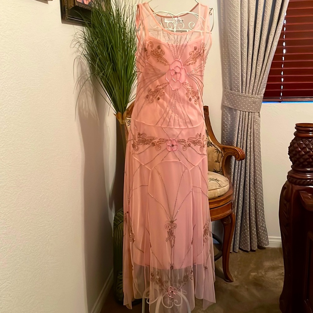 NWOT Newport News elegant beaded full length dress Size 6